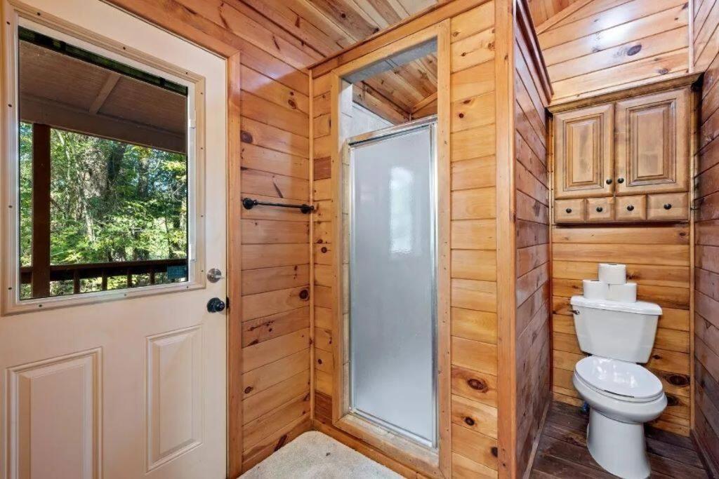 דירות ברוקן בו Misty Moonlight, Sleeps 4, Mountain Cabin מראה חיצוני תמונה